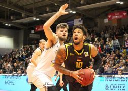 Jena Kirchheim 150220 0006